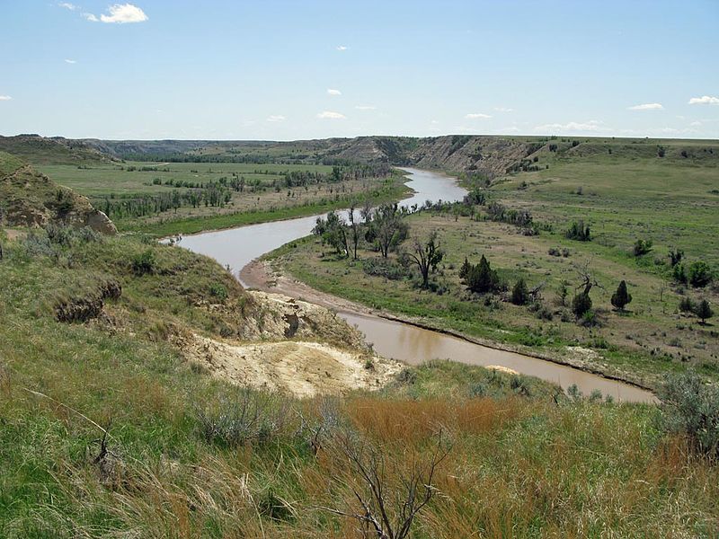 800px-Little_Missouri_River_TR_National_Park