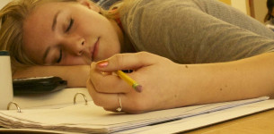 9 Hours Nightly: High School Students Still Sleep Deprived
